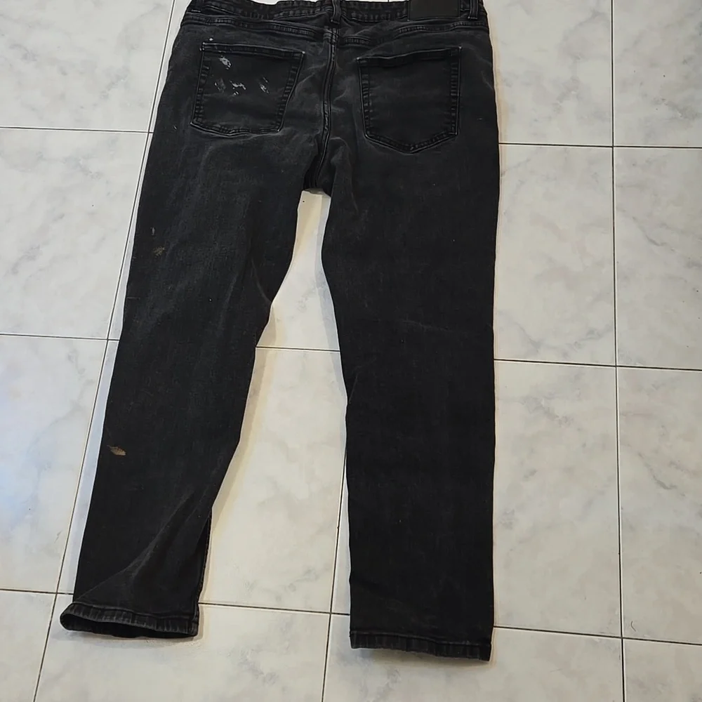 Men's DKNY Jeans - Picture 7 of 15